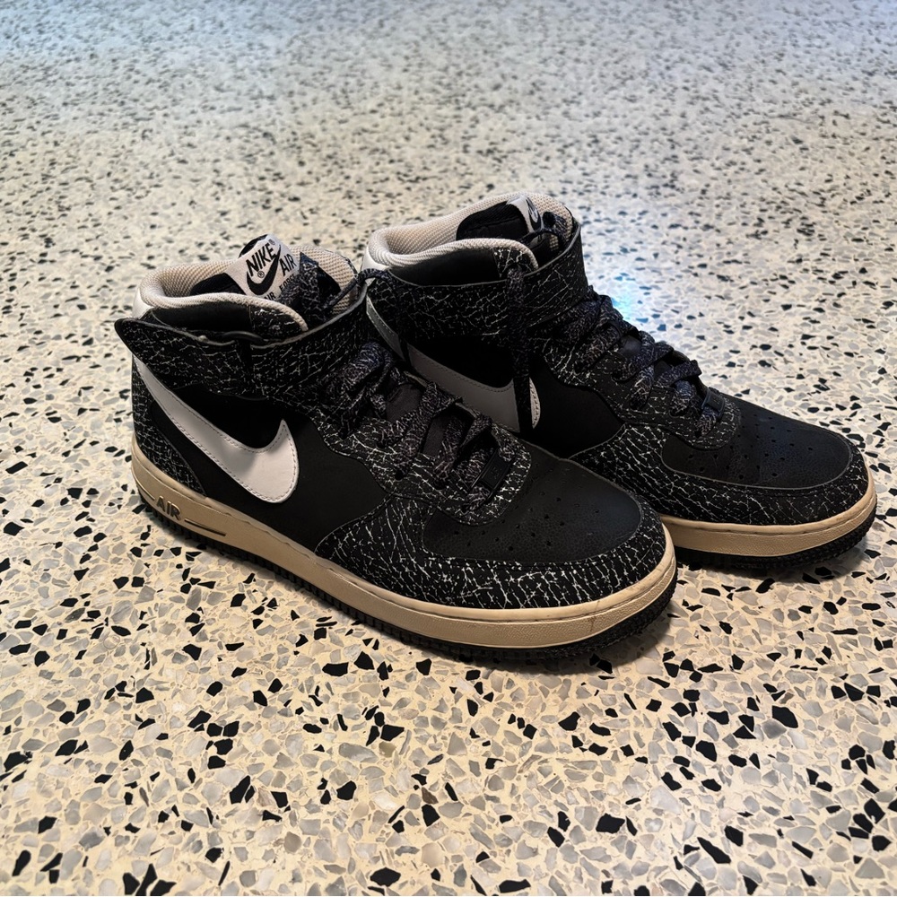 Nike AF1 mid